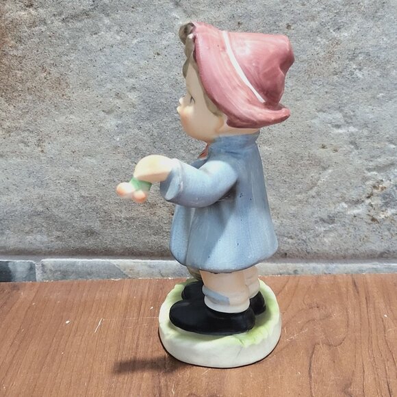Vintage Napcoware Boy Holding Fruit Basket Porcelain Figurine 7656 - Picture 5 of 12